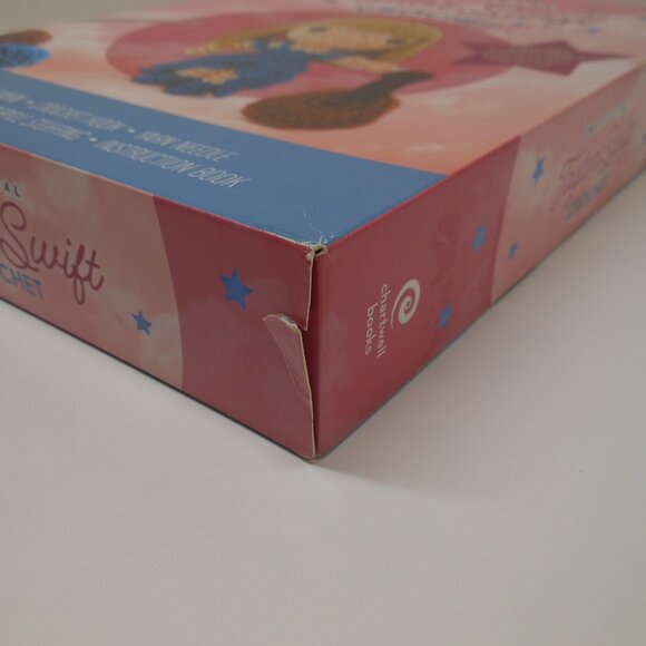 Unofficial Taylor Swift Crochet Craft Kit and Book New - Picture 4 of 8